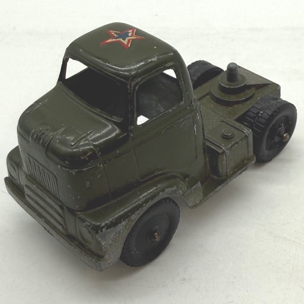 Vtg Tootsietoy Chicago 24 Diecast Semi Truck Cab Olive Green USA Military Star